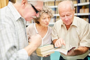 Seniorzy w bibliotece - oferta kulturalna dla seniorów w bibliotece
