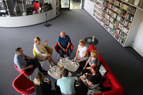 Spotkanie bibliotekarzy z Nowej Sarzyny z pracownikami biblioteki w Czarnym Borze