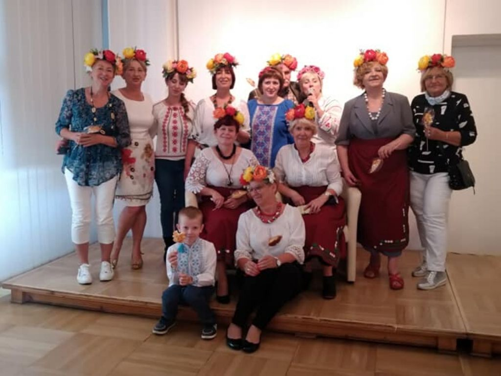 Uczestnicy spotkania Dzień Ukraiński - Ukraińcy w bibliotece w Wałbrzychu